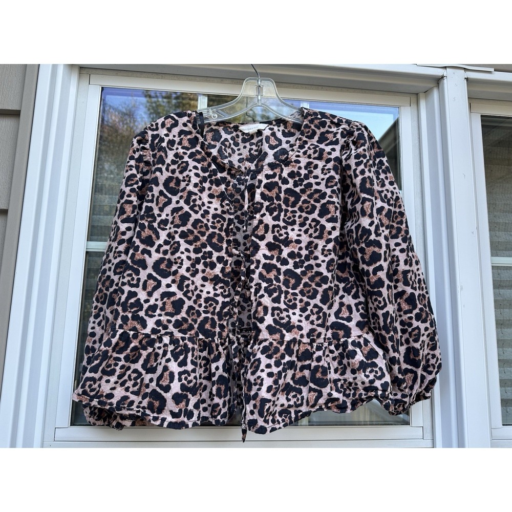 Sim & Sam Cheetah ruffled hem front tie top Size Large